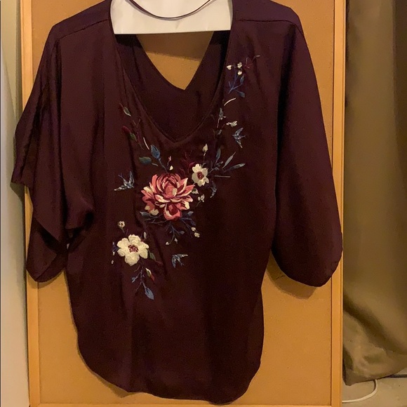 White House Black Market flowy blouse - Picture 1 of 3